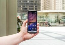 The new Motorola RAZR 5G Review Motorola RAZR 5G